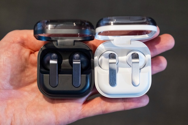 Samsung Galaxy Buds 4 Pro - новые короли беспроводного звука 2026