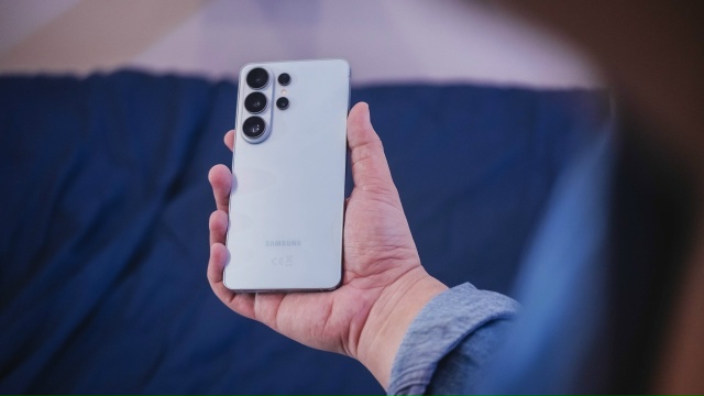Внимание! Цена на Samsung Galaxy S26 рухнула ниже 55 тысяч