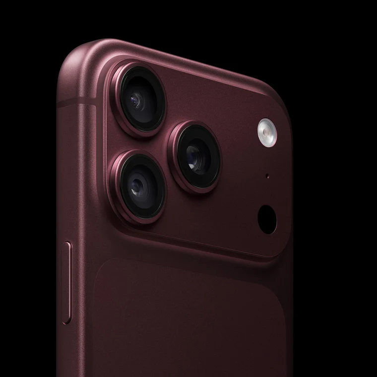 iPhone 18 Pro Burgundy